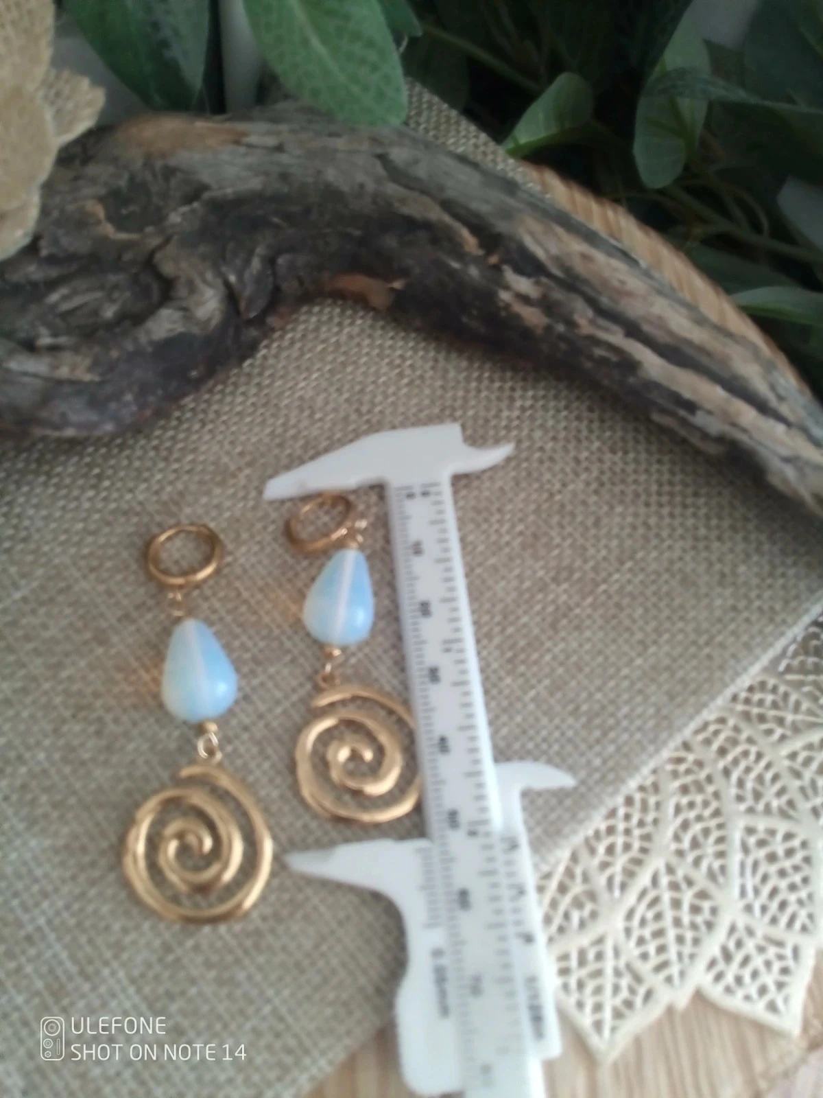 Boucles d'oreilles bohèmes spirales opaline – photo 2